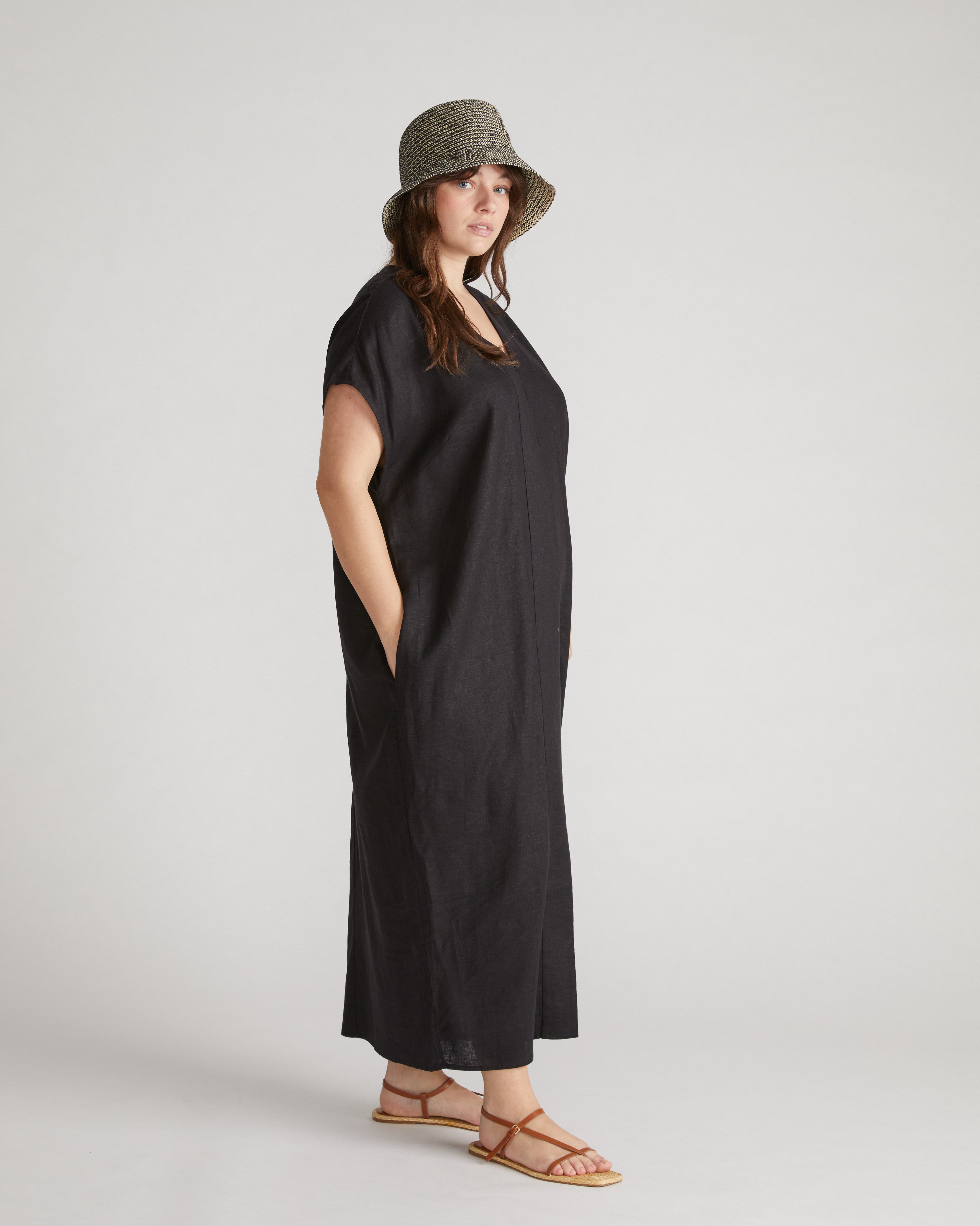 Cabana Linen Kaftan - Black